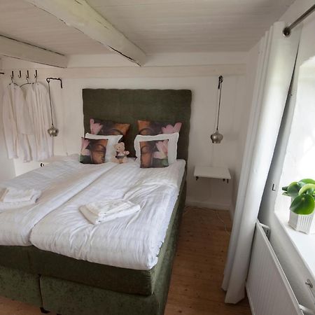 4B Oesterlen Bed & Breakfast 토멜리라 외부 사진