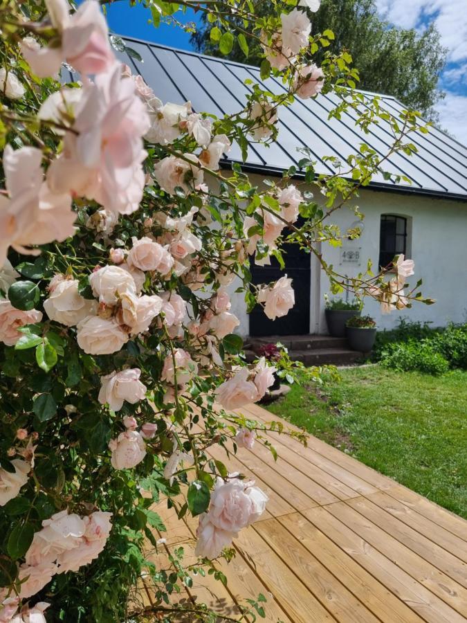 4B Oesterlen Bed & Breakfast 토멜리라 외부 사진